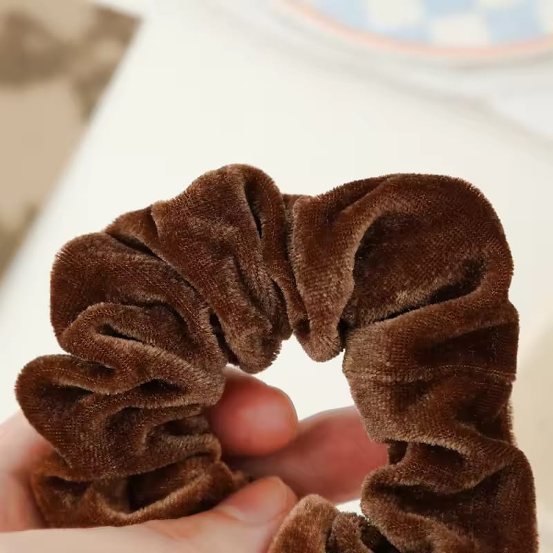 Luxury Velvet Scrunchies for Women – Soft Hair Ties, No Damage, Strong Hold Ponytail & Bun